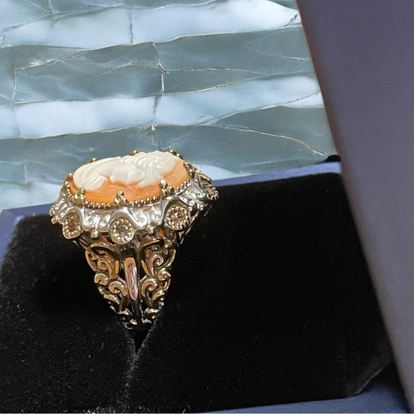 Authentic Carved Shell Cameo Ring Set in Sterling & 18kt Vermeil  NWB   size 5 - Picture 6 of 14